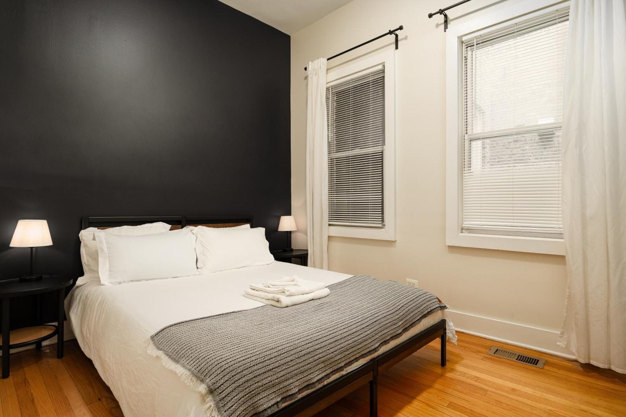 Bucktown 2Br Flat Near The 606 Chicago Exterior photo